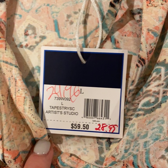 Top - Picture 2 of 2